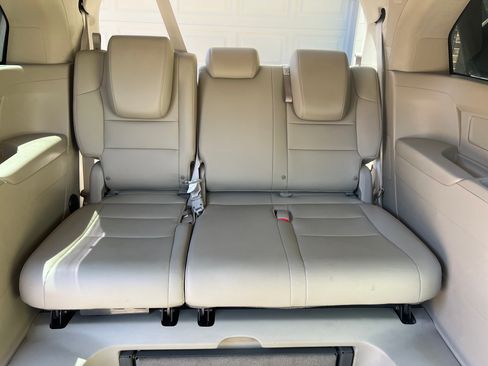 Used 2012 Honda Odyssey EX-L image 13