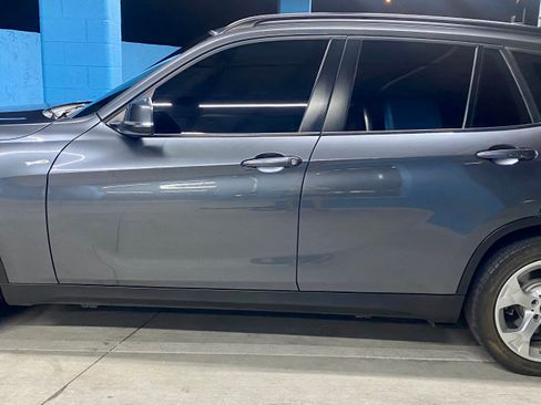 Used 2015 BMW X1 sDrive28i w/ Premium Package RWD image 12