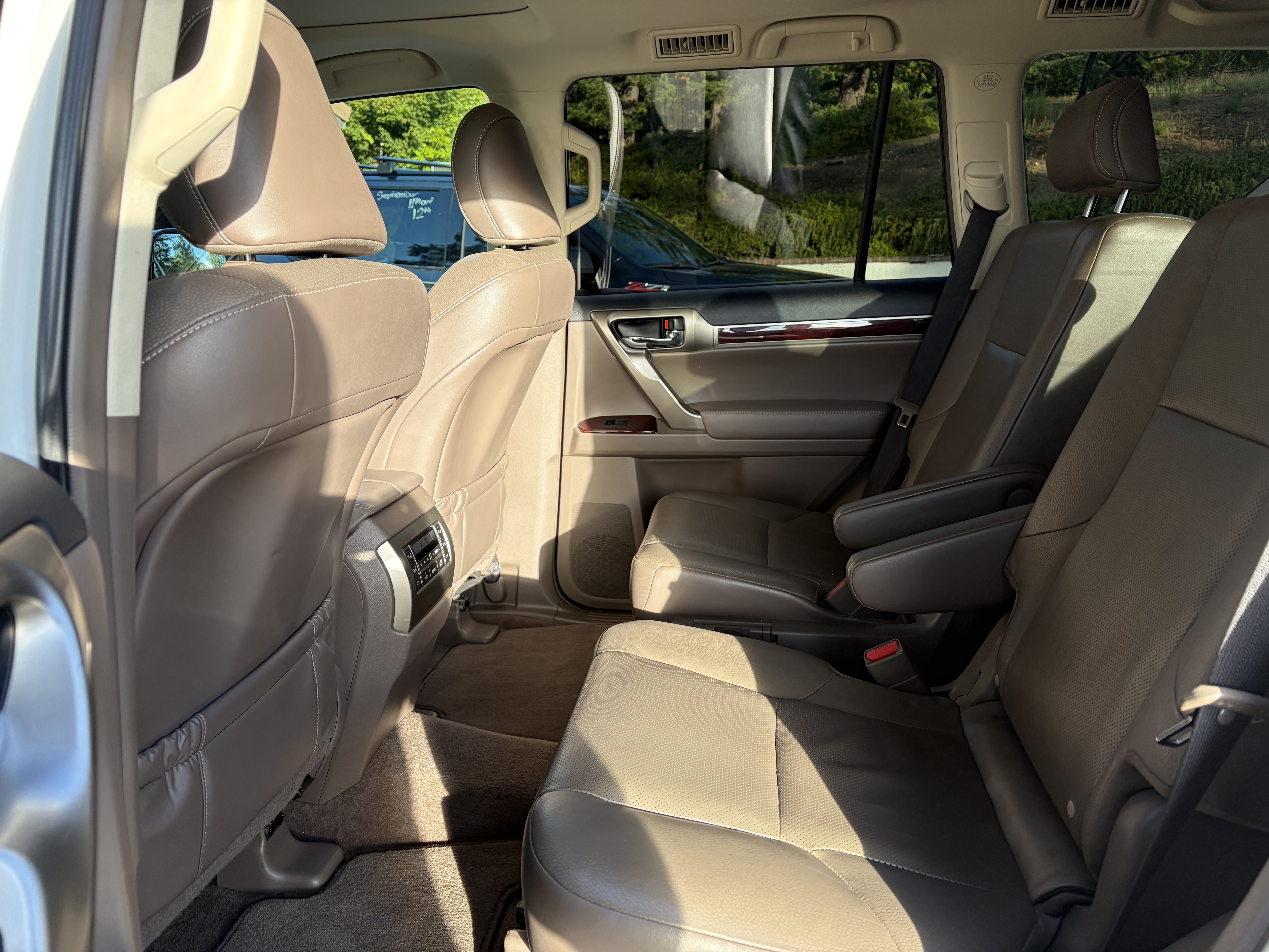Used 2018 Lexus GX 460 Premium AWD/4WD image 18