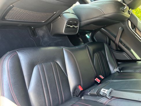 Used 2016 Maserati Ghibli S image 13