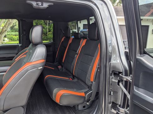 Used 2018 Ford F150 Raptor w/ Equipment Group 802A Luxury AWD/4WD image 9