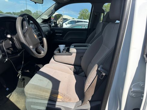 Used 2015 Chevrolet Silverado 2500 W/T AWD/4WD image 6