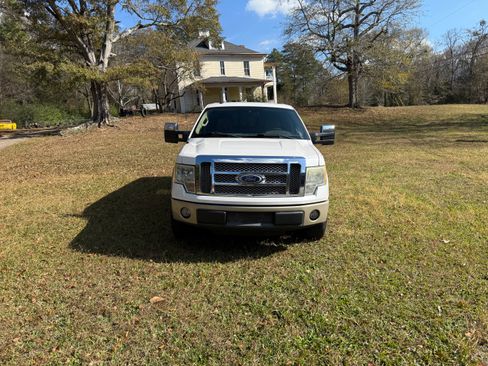 Used 2010 Ford F150 Lariat image 8