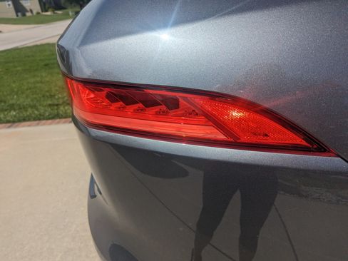 Used 2019 Jaguar F-PACE Prestige image 25