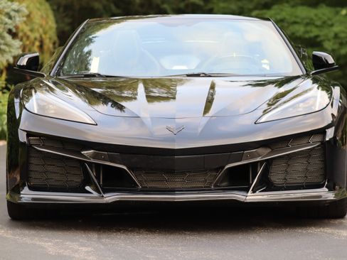 Used 2023 Chevrolet Corvette Z06 w/ Stealth Interior Trim Package RWD image 29