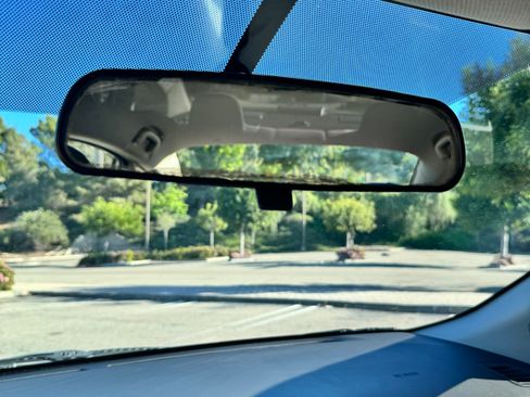 Used 2015 Nissan Sentra SV image 11