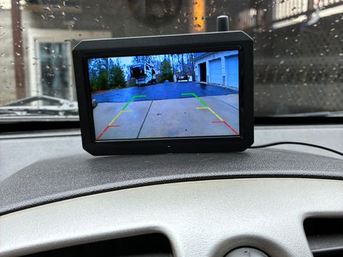 Used 2007 Chevrolet Colorado LT image 2