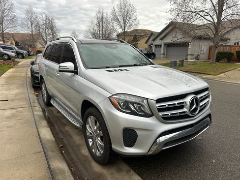 Used 2017 Mercedes-Benz GLS 450 4MATIC image 8