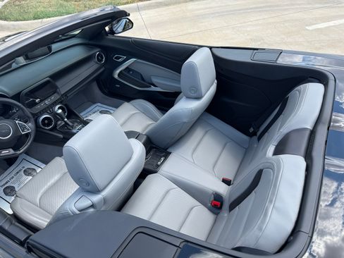 Used 2023 Chevrolet Camaro SS RWD image 8