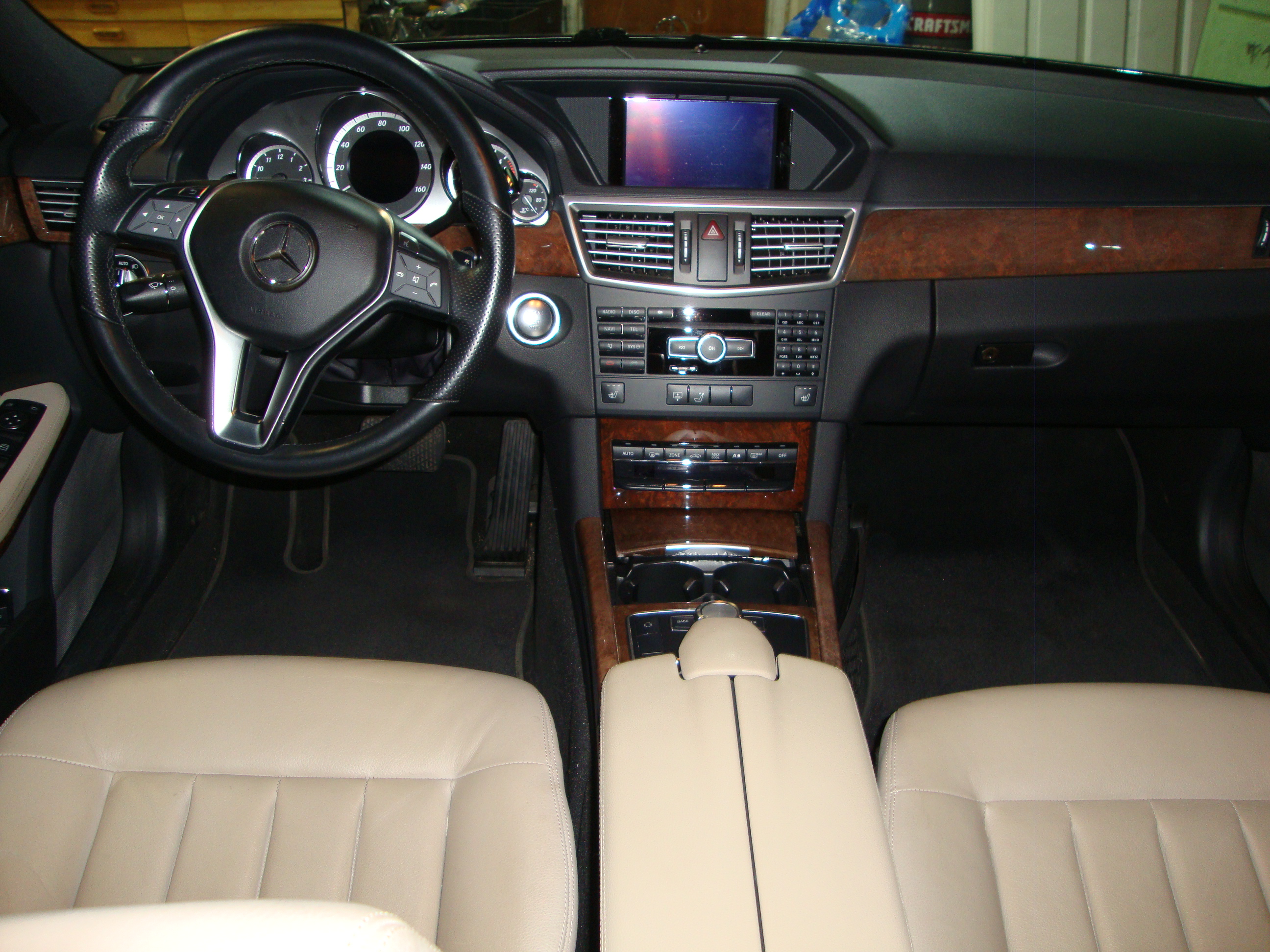 Used 2013 Mercedes-Benz E 350 BlueTEC Sedan image 32