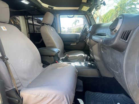 Used 2016 Jeep Wrangler Unlimited Sport w/ Quick Order Package 24S image 14