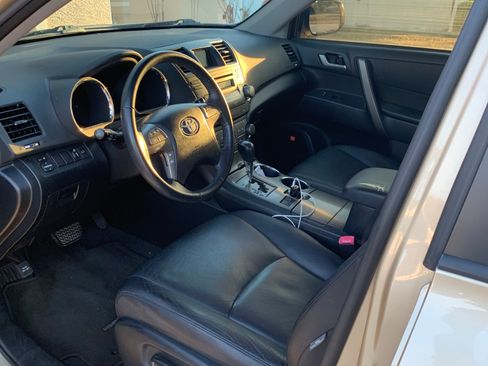 Used 2008 Toyota Highlander Sport image 11