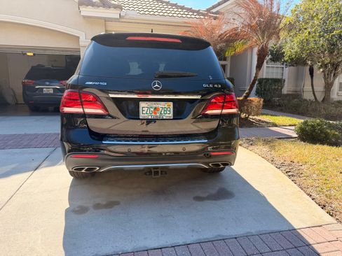 Used 2018 Mercedes-Benz GLE 43 AMG 4MATIC image 10