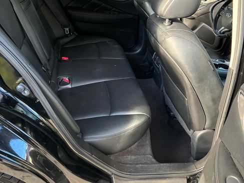 Used 2014 INFINITI Q50 w/ Moonroof Package image 10