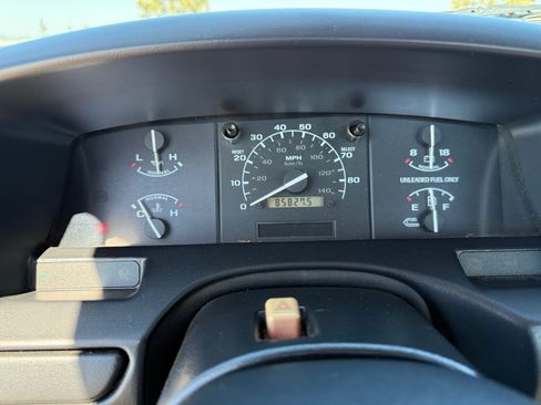 Used 1996 Ford F150 2WD Regular Cab image 13