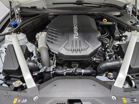 Used 2022 Genesis G70 3.3T w/ Sport Prestige Package AWD/4WD image 16