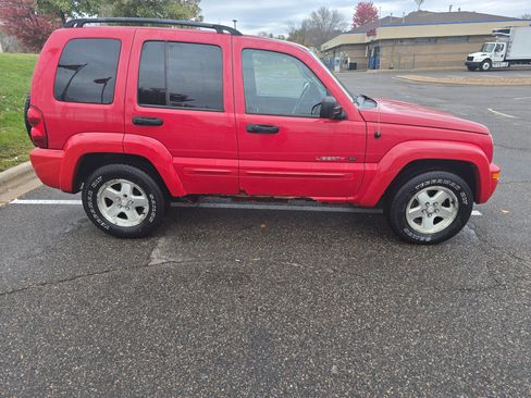 Used 2003 Jeep Liberty Limited image 17