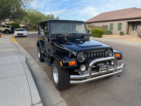 Used 2002 Jeep Wrangler Sahara AWD/4WD image 6
