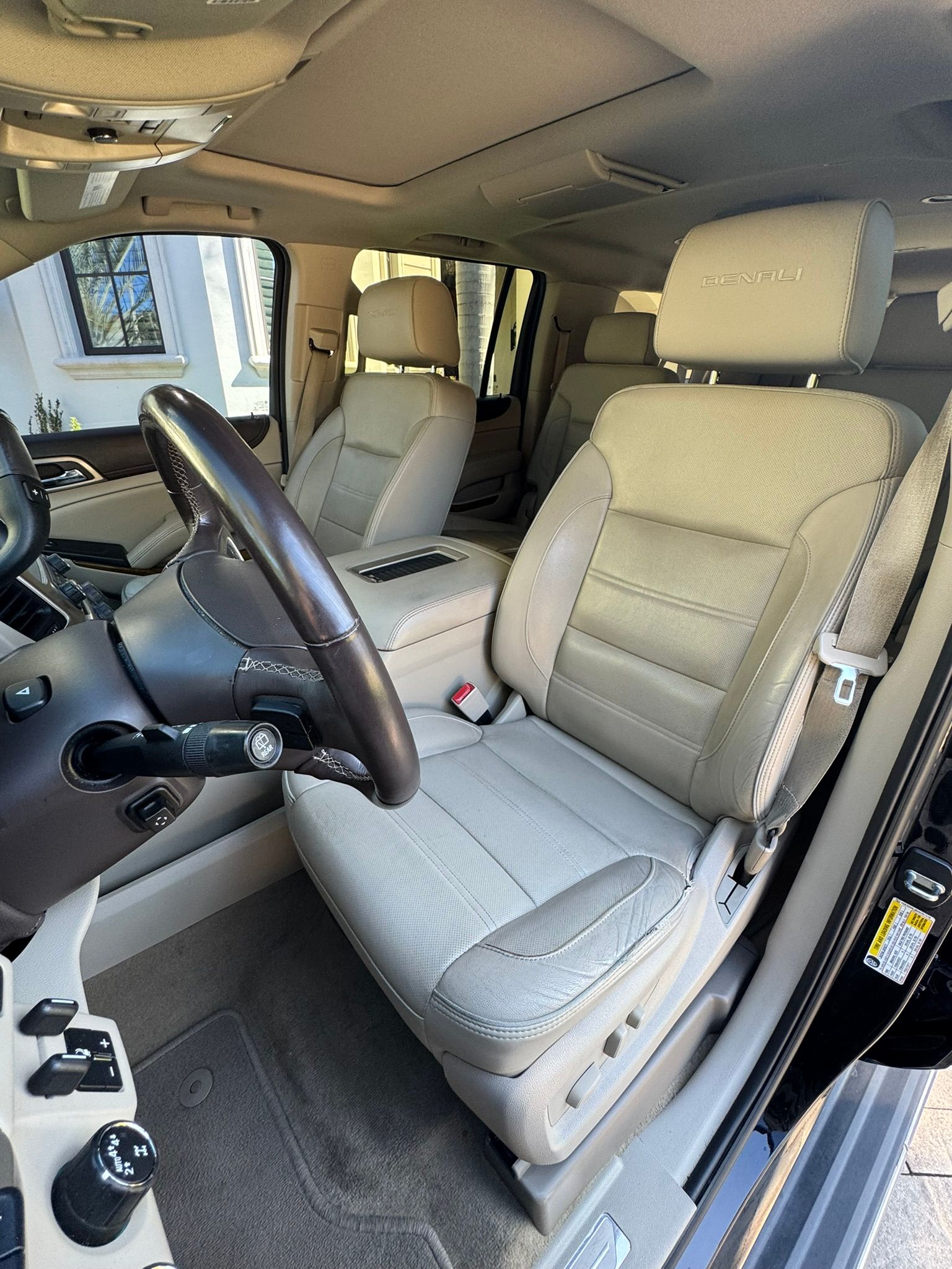Used 2017 GMC Yukon XL Denali w/ Open Road Package AWD/4WD image 19
