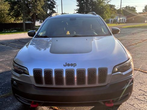 Used 2020 Jeep Cherokee Trailhawk w/ Cold Weather Group AWD/4WD image 5