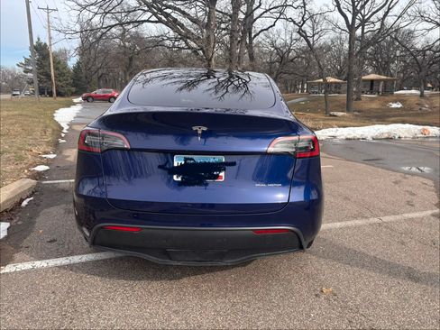 Used 2023 Tesla Model Y Long Range image 8
