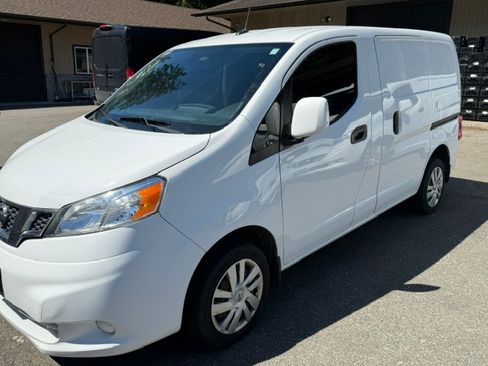Used 2020 Nissan NV200 SV FWD image 1