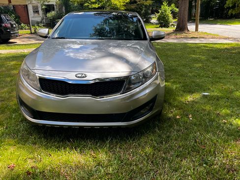 Used 2013 Kia Optima EX w/ Premium Pkg FWD image 8