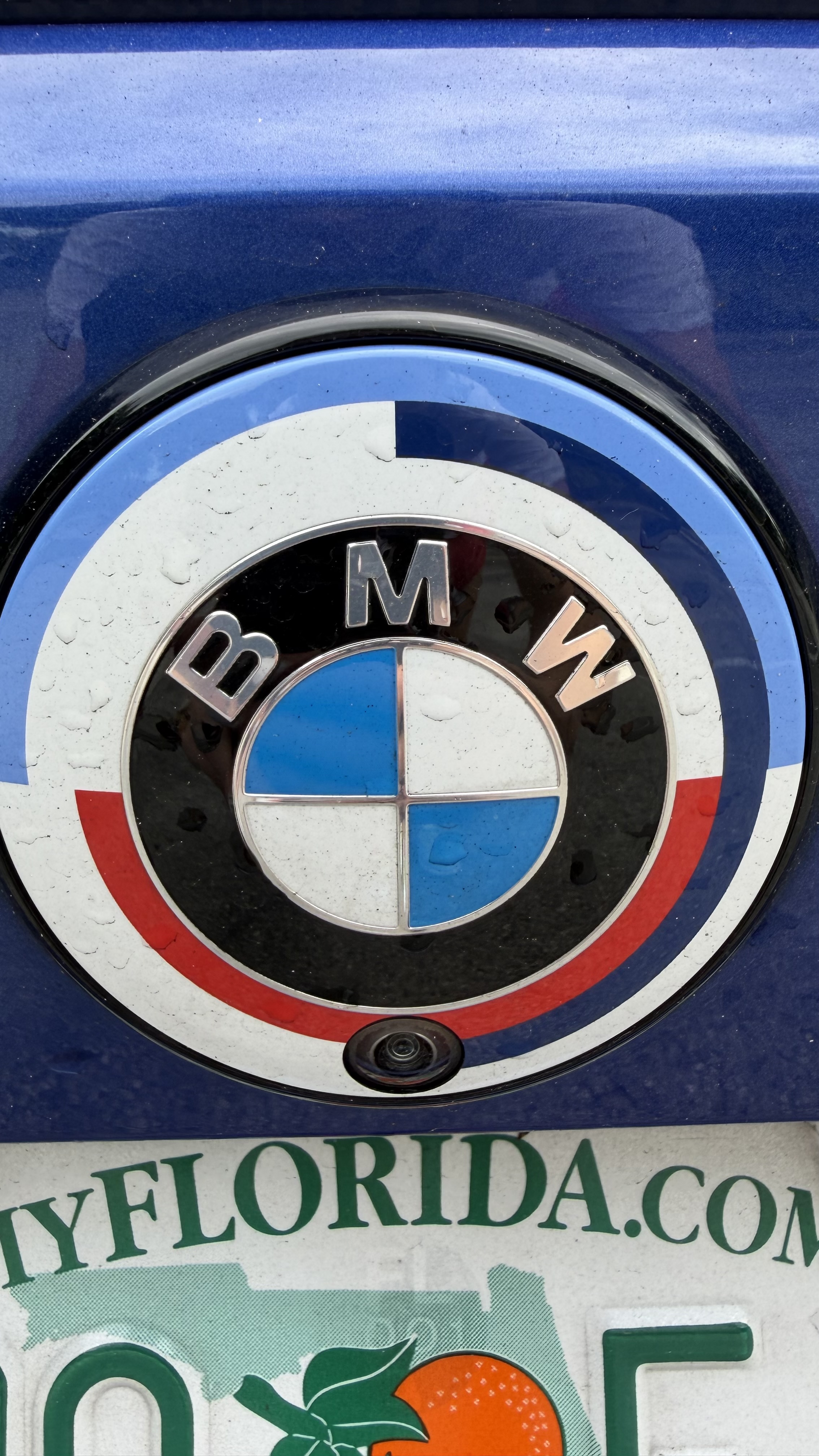 Used 2023 BMW M4 xDrive Competition w/ M Carbon Exterior Package AWD/4WD image 6
