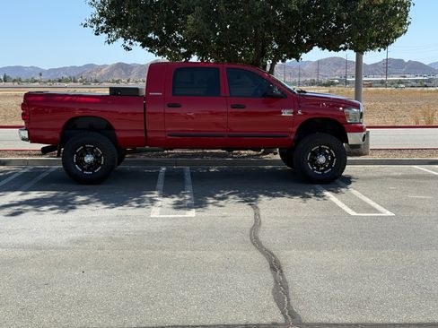 Used 2007 Dodge Ram 2500 Truck SLT w/ Light Group AWD/4WD image 1