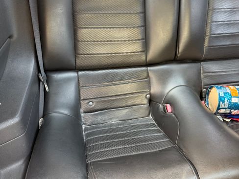 Used 2006 Ford Mustang GT Premium image 13