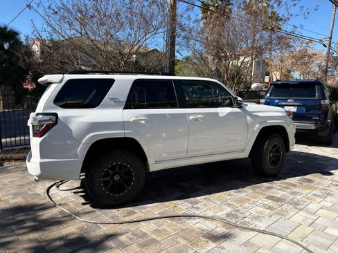 Used 2022 Toyota 4Runner TRD Sport w/ Technology Package image 8