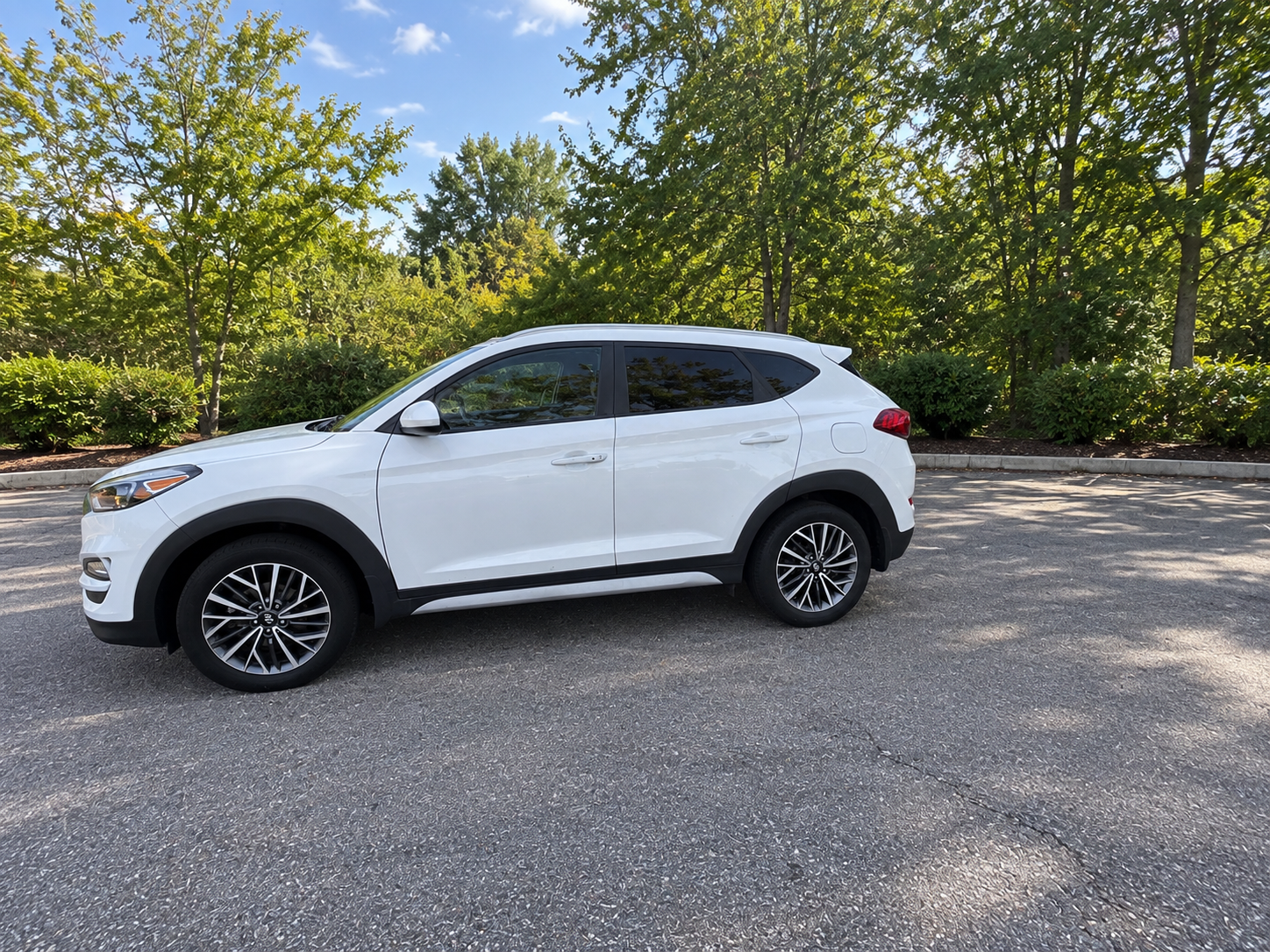 Used 2021 Hyundai Tucson SEL FWD image 1