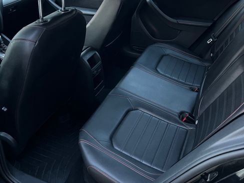 Used 2013 Volkswagen Jetta GLI Autobahn image 14