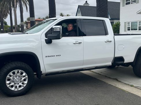 Used 2020 Chevrolet Silverado 3500 LTZ w/ LTZ Plus Package AWD/4WD image 1
