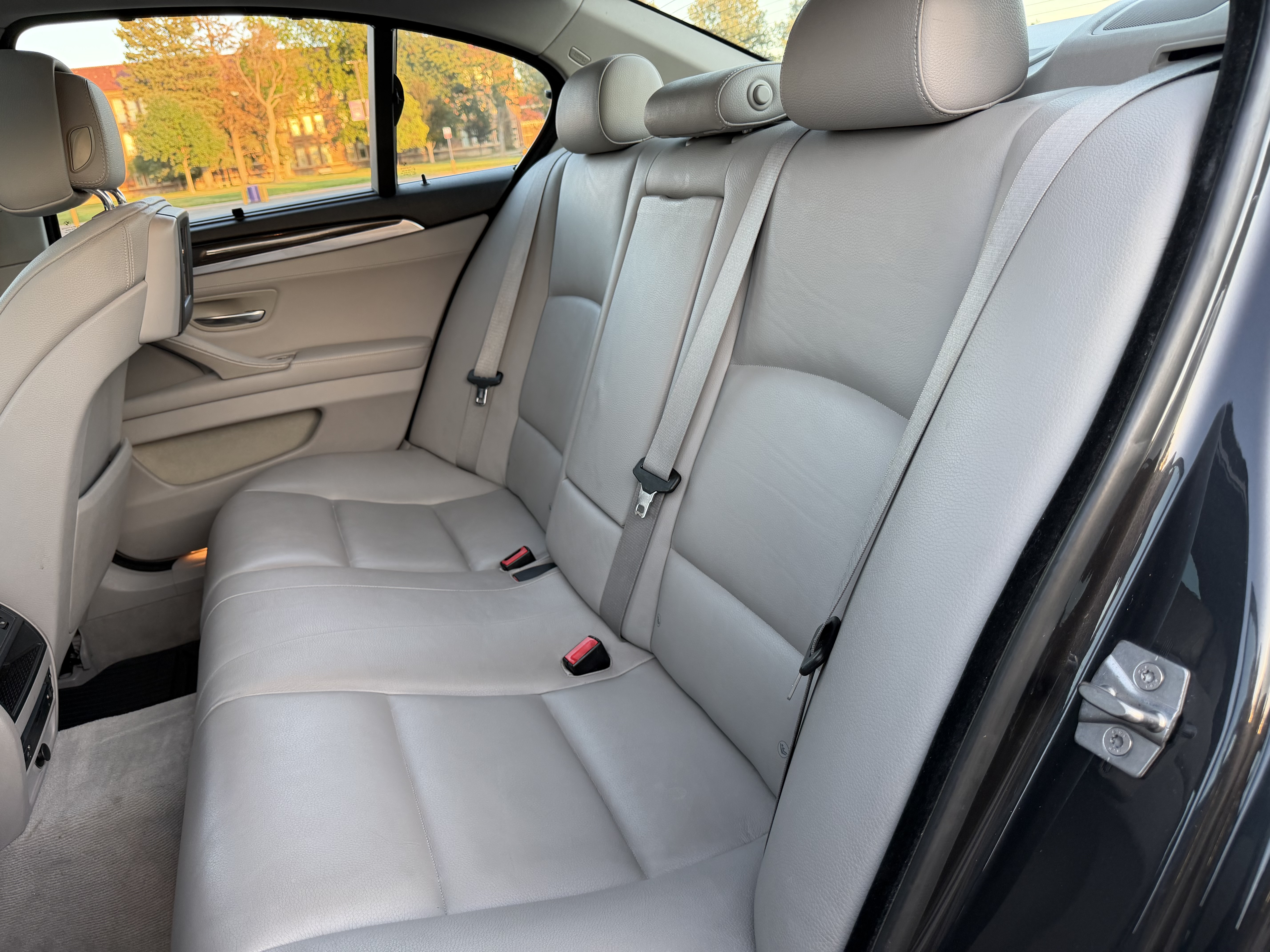 Used 2011 BMW 535i xDrive Sedan AWD/4WD image 14