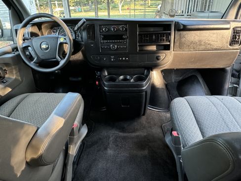 Used 2012 Chevrolet Express 3500 LT w/ LT Preferred Equipment Group image 12