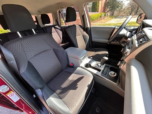 Used 2013 Toyota 4Runner SR5 image 32