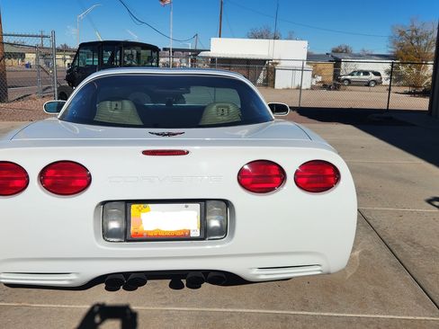 Used 1999 Chevrolet Corvette Coupe image 6
