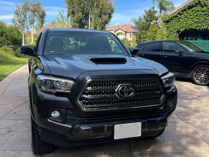 Used 2016 Toyota Tacoma TRD Sport w/ Towing Package