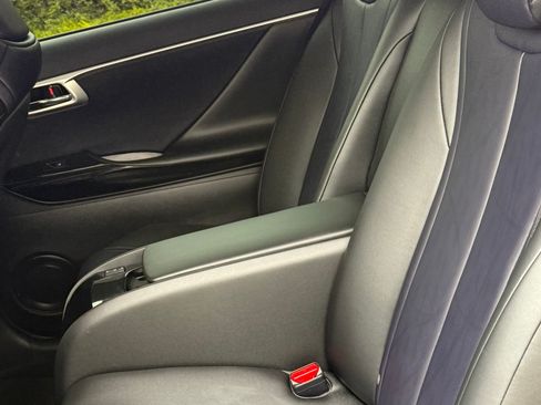Used 2017 Toyota Mirai FWD image 14