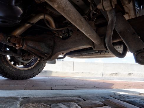 Used 2005 Lexus LX 470 4WD image 30