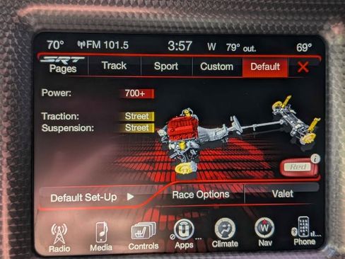 Used 2015 Dodge Challenger SRT Hellcat image 9