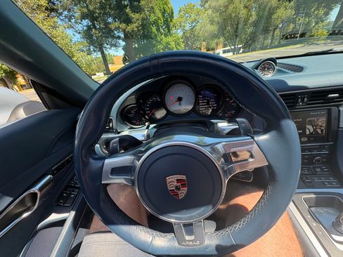 Used 2014 Porsche 911 Carrera S RWD image 9