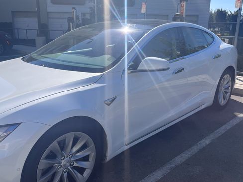 Used 2017 Tesla Model S 75D image 8