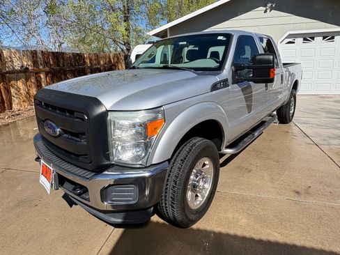 Used 2016 Ford F250 XL w/ Power Equipment Group image 5