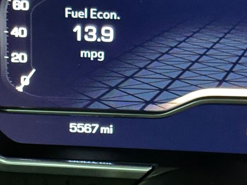 Used 2022 GMC Sierra 1500 AT4 w/ AT4 Premium Package image 9