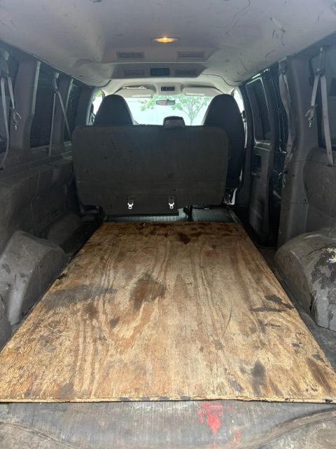 Used 2015 GMC Savana 2500 LS RWD image 6