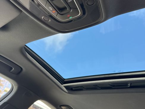 Used 2025 Audi A4 2.0T Premium Plus image 9