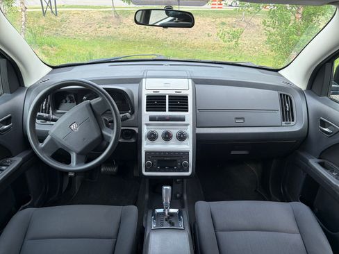 Used 2010 Dodge Journey SE FWD image 2