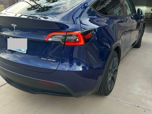 Used 2024 Tesla Model Y Long Range image 8